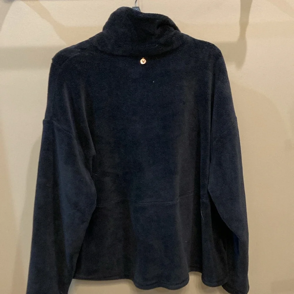 Black LIVI Fleece Half-Zip Pullover. Lane Bryant brand. Size says 18 / 20 - Picture 4 of 4